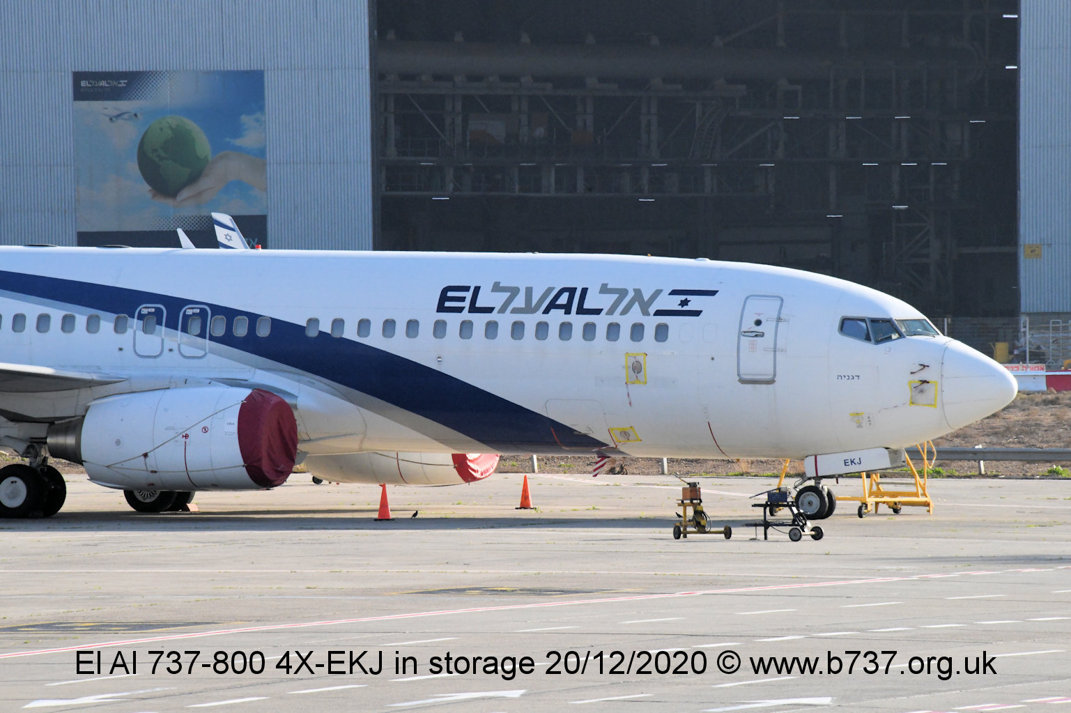 4X-EKJ El Al 737-800 storage