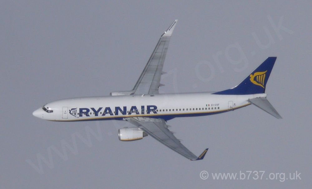 Ryainair 737-800 EI-CSF