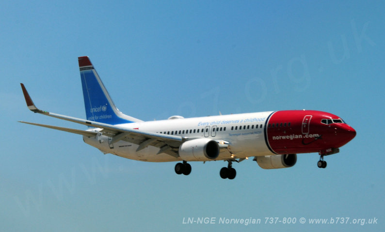 Norweigan 737-800
