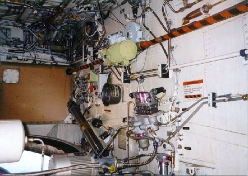 737 Aft Wheel Well