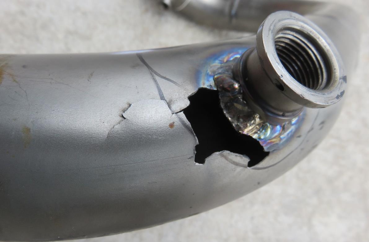 ZS-OAF damage to air duct